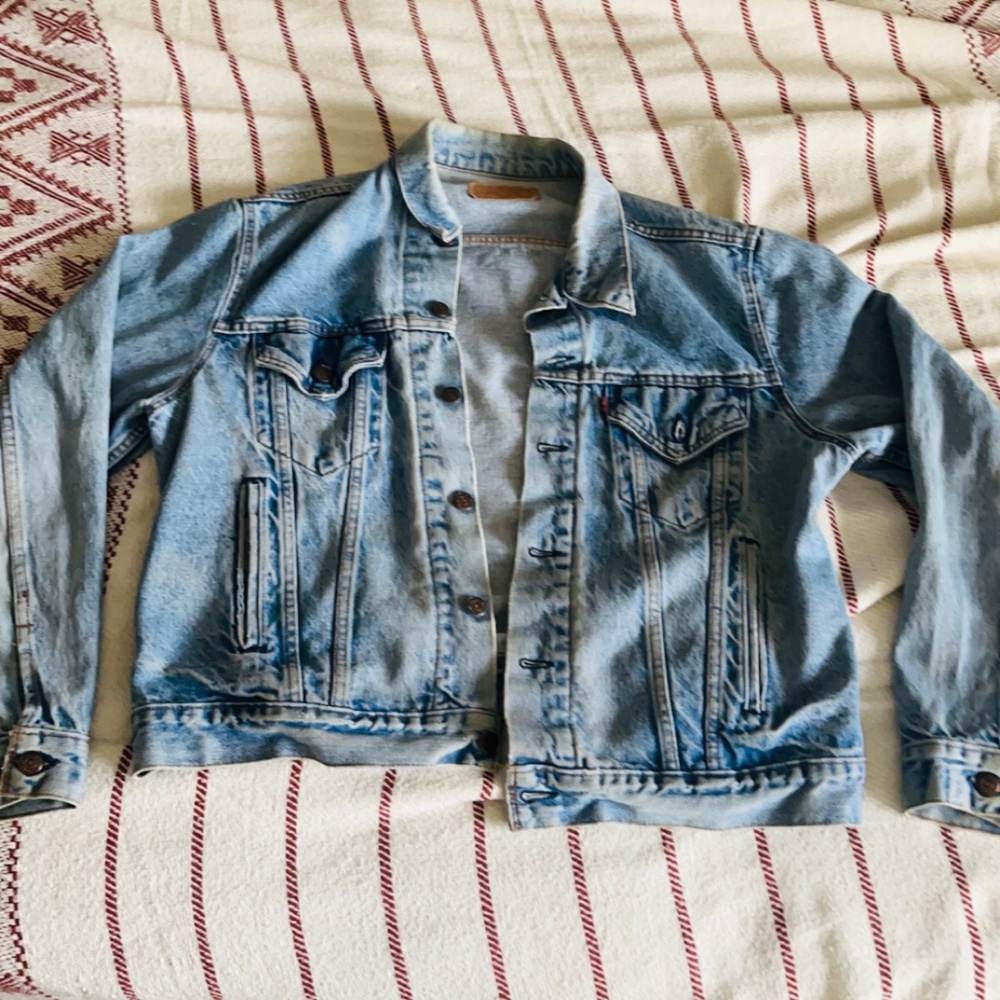 🔴Levi’s Denim Jacket🔴